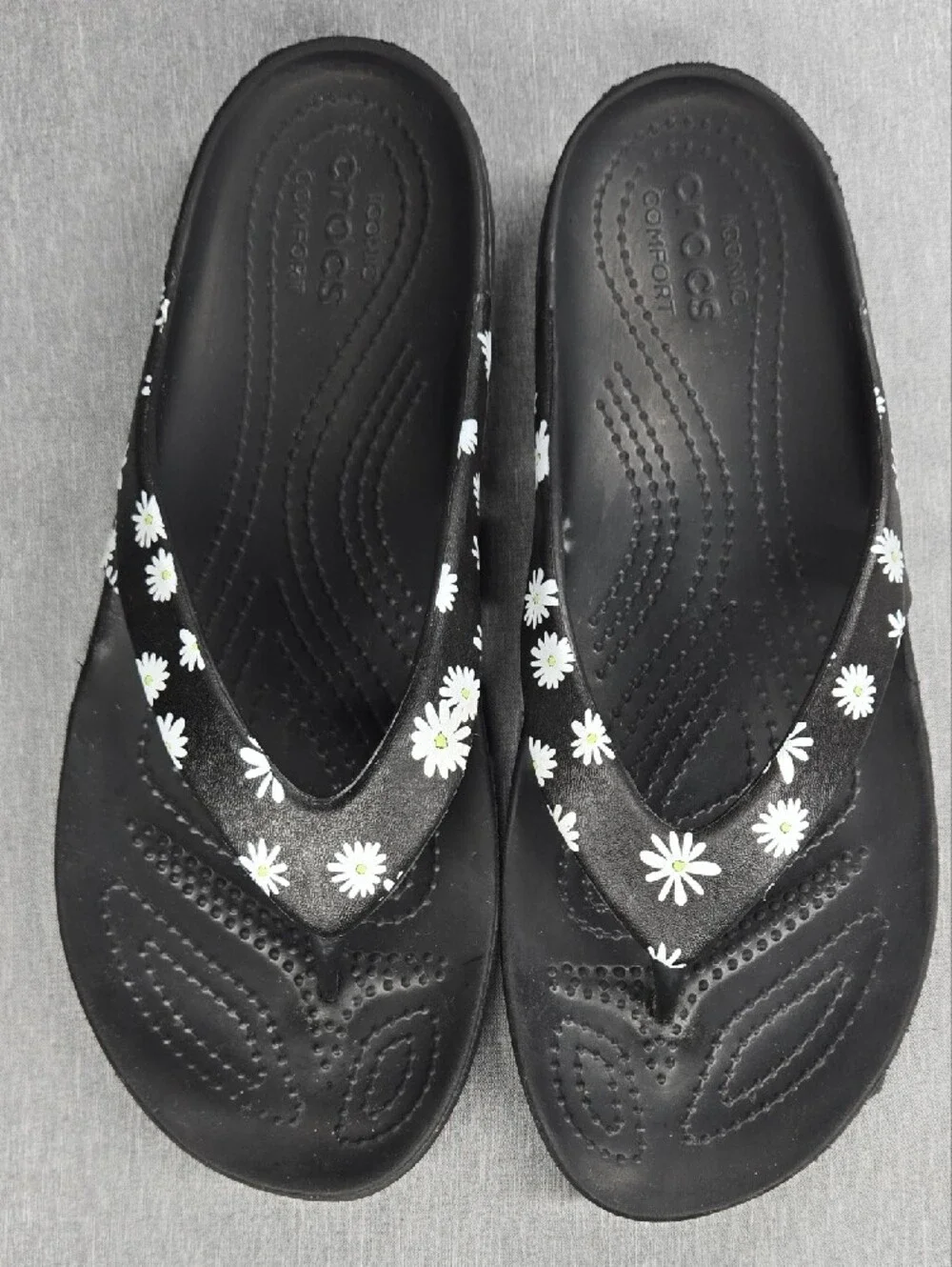 Crocs Kadee II Daisy Flip Flops Size W8